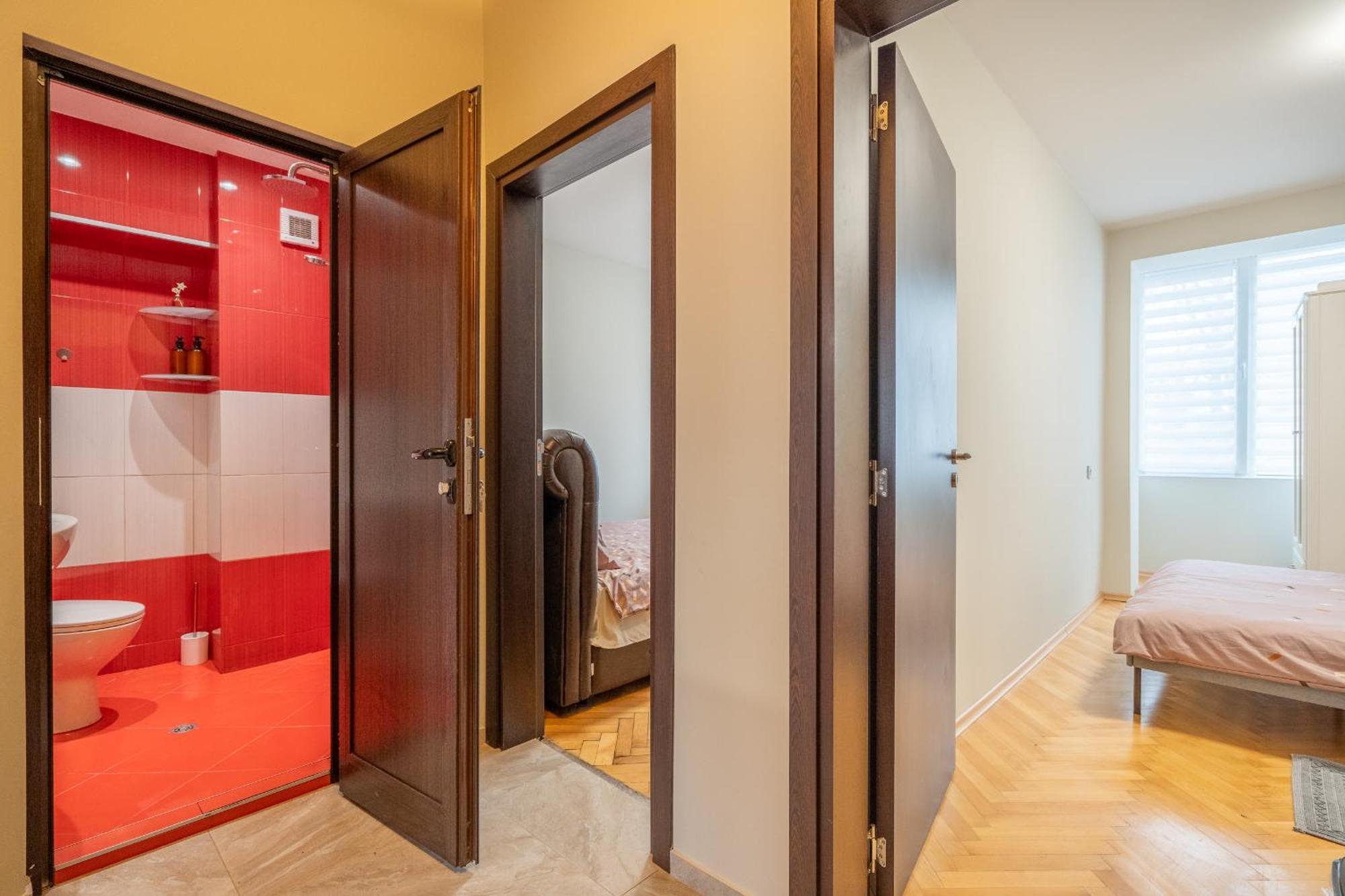 Pirotska 2-Bedroom 100M2 Apartment In Sofia Center Exterior photo